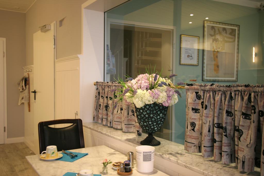 Hotel Verdi รอสต็อค ภายนอก รูปภาพ