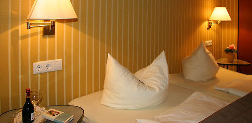 Hotel Verdi รอสต็อค ภายนอก รูปภาพ